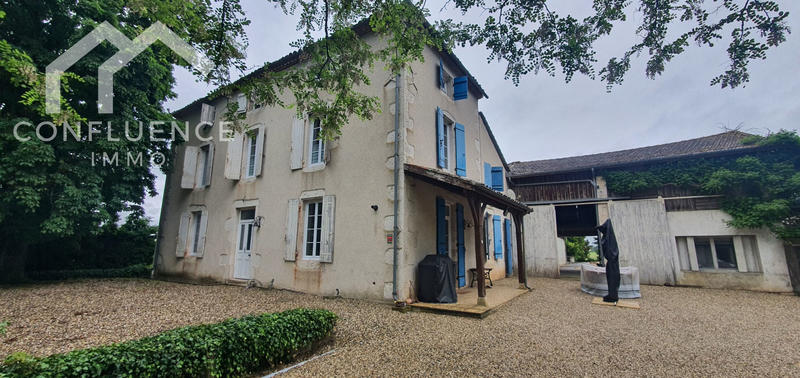 Corps de ferme - 203 m² - 7 pièces