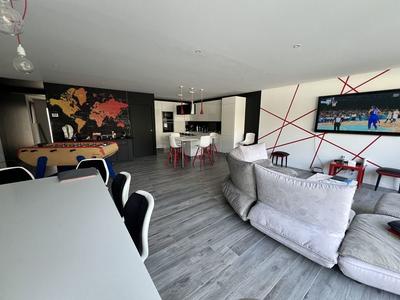 Maison contemporaine - 164 m² - 6 pièces