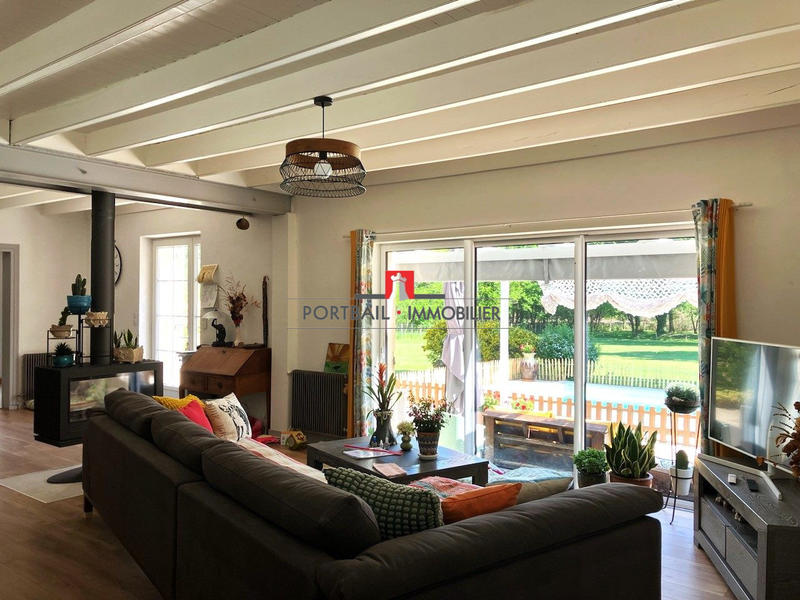 Maison - 189 m² - 7 pièces