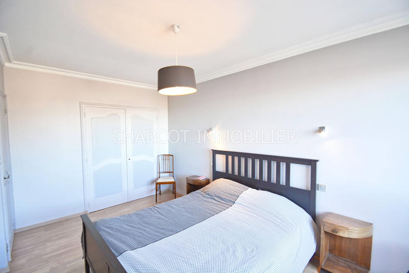 Appartement - 137 m² - 5 pièces