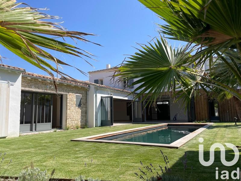 Maison - 291 m² - 8 pièces