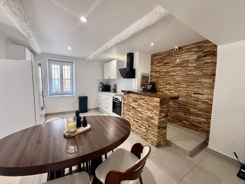 Maison de village - 82 m² - 3 pièces