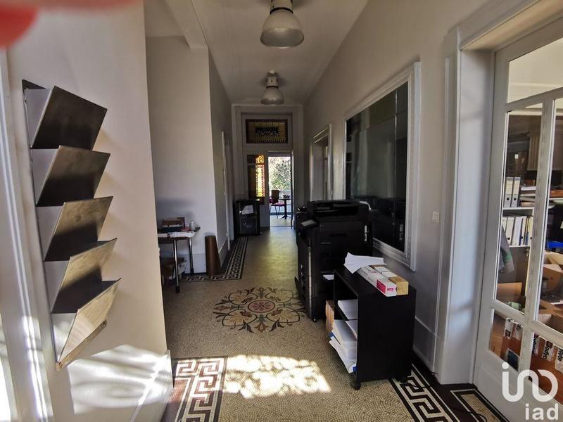 Local commercial - 4 200 m²