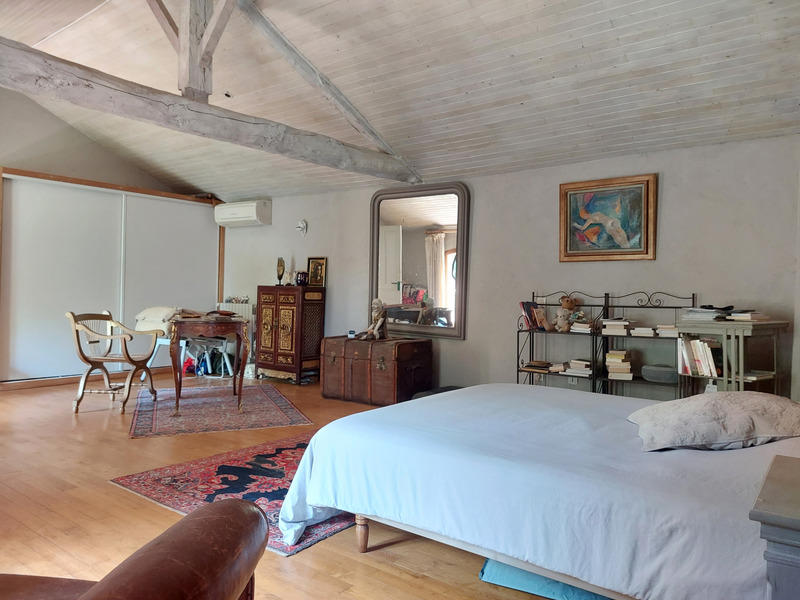 Maison - 198 m² - 6 pièces