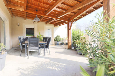 Maison - 208 m² - 7 pièces