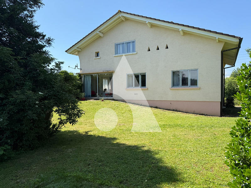 Maison - 151 m² - 5 pièces