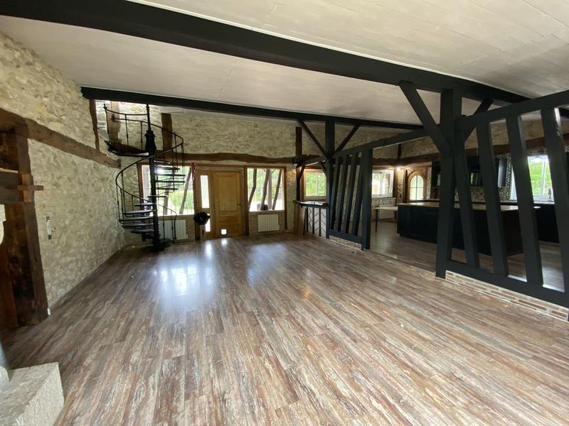 Maison en pierre - 260 m² - 8 pièces