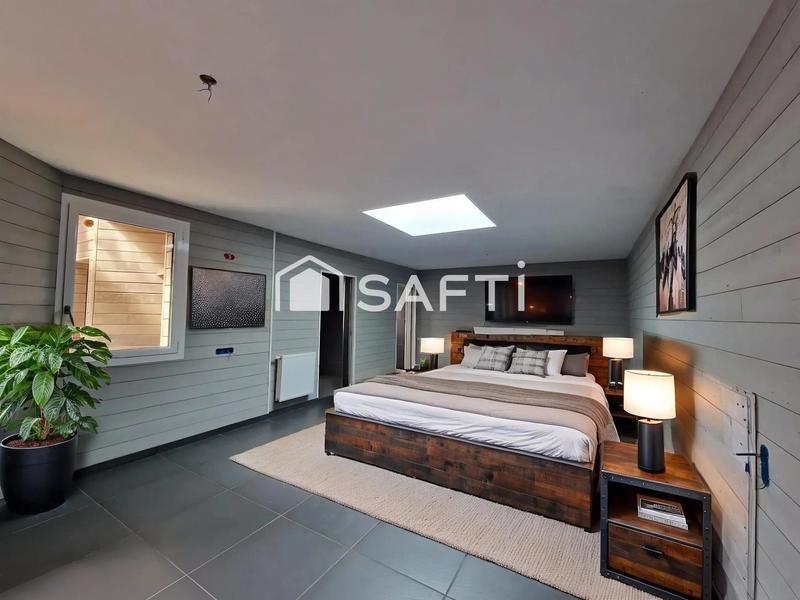 Maison - 399 m² - 17 pièces