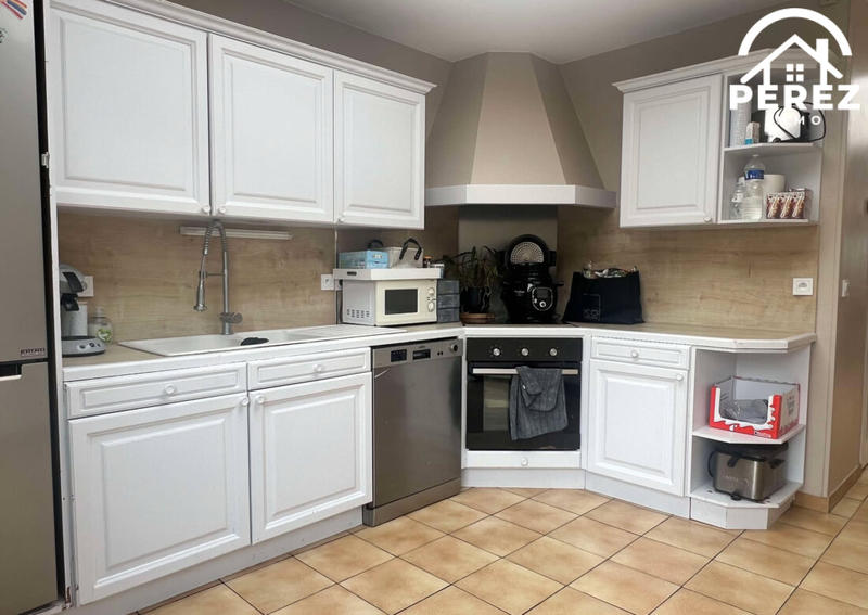 Maison - 90 m² - 4 pièces