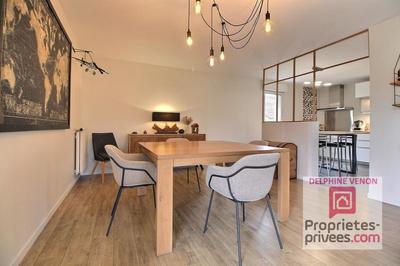 Maison - 151 m² - 6 pièces
