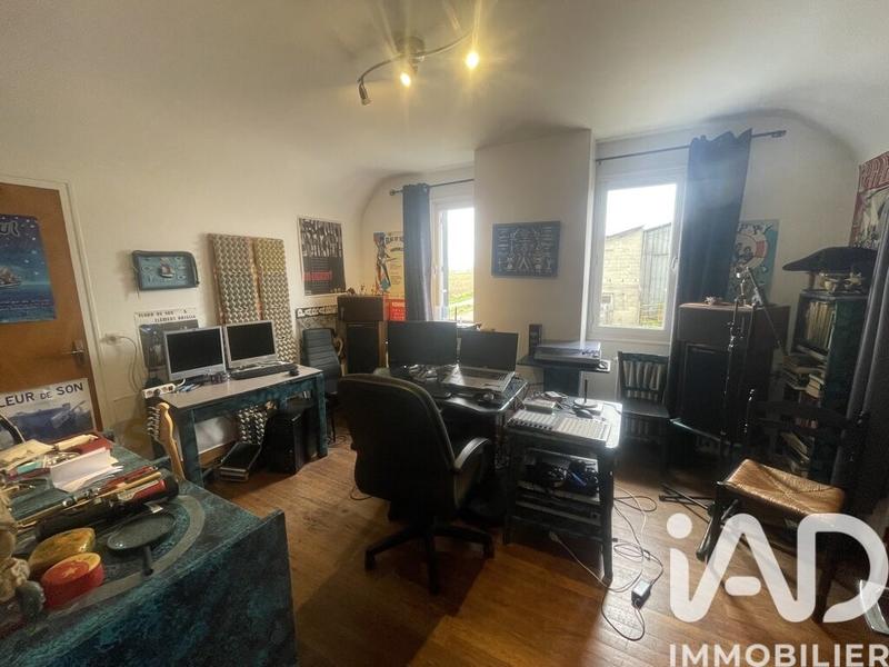 Maison - 123 m² - 7 pièces