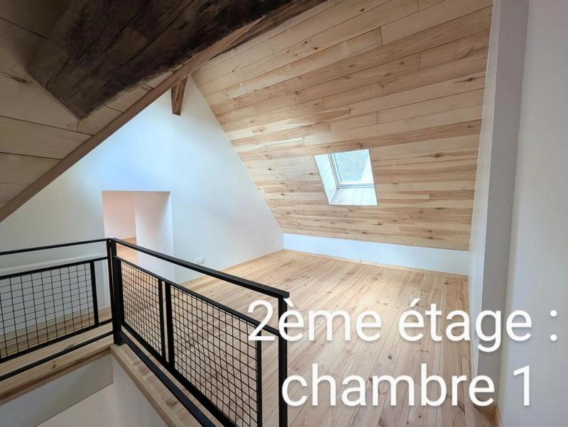 Maison - 160 m² - 9 pièces