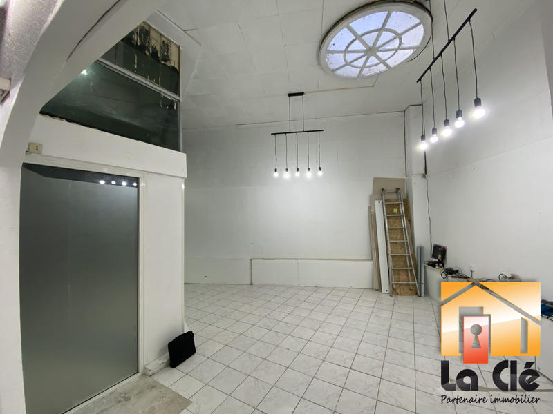 Local commercial - 53 m² - 2 pièces