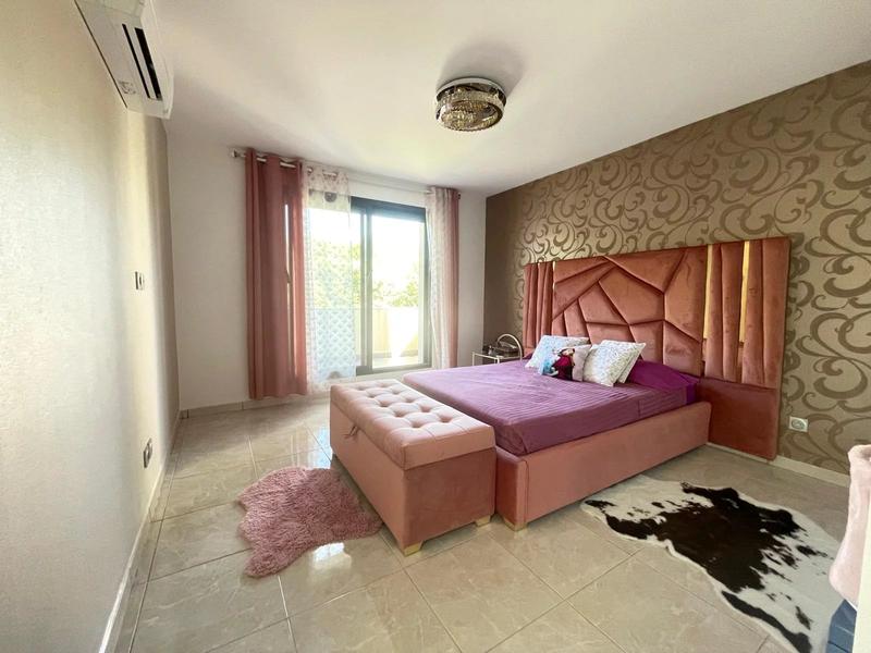 Villa - 136 m² - 5 pièces