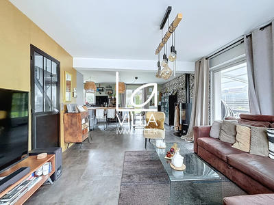 Maison - 122 m² - 6 pièces