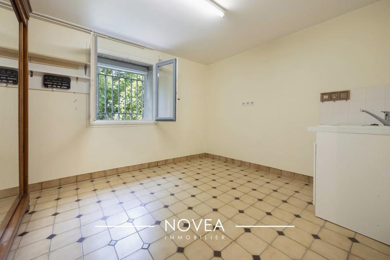 Maison ancienne - 210 m² - 5 pièces