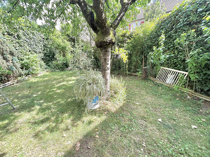 Maison - 104 m² - 5 pièces