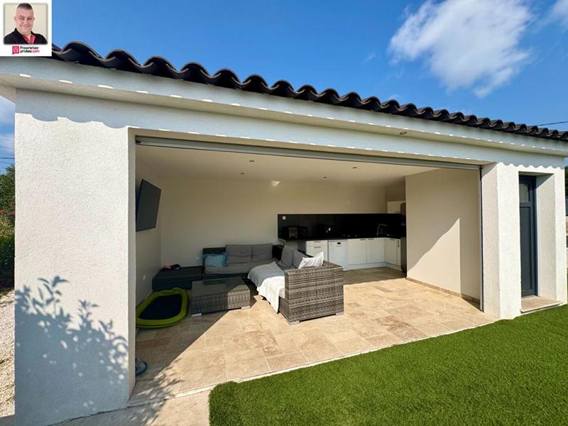 Villa - 180 m² - 5 pièces