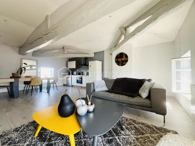 Appartement - 84 m² - 4 pièces