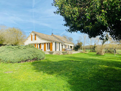 Maison - 170 m² - 8 pièces