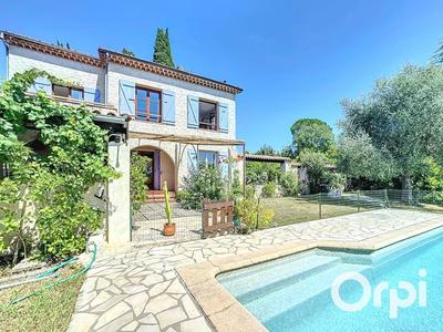 Maison - 131 m² - 5 pièces