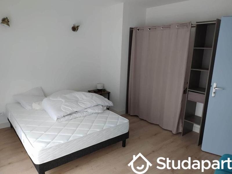 Chambre - 14 m² - 1 pièce