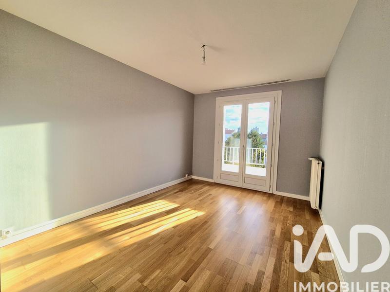 Appartement - 94 m² - 5 pièces