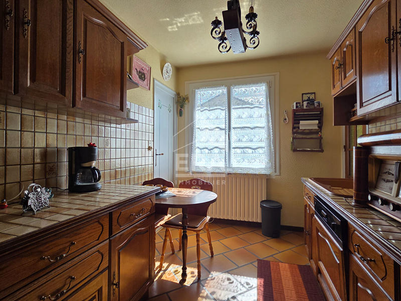 Maison - 151 m² - 8 pièces