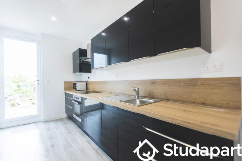 Chambre - 15 m² - 1 pièce