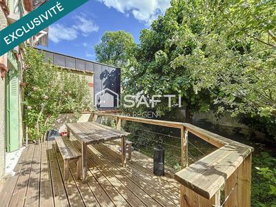 Maison - 139 m² - 7 pièces