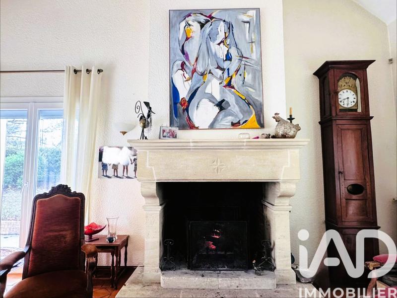 Maison - 200 m² - 7 pièces