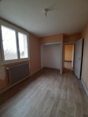 Appartement - 76 m² - 5 pièces