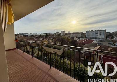 Appartement - 72 m² - 3 pièces