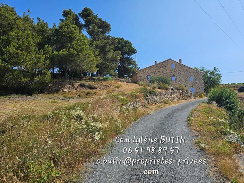 Maison - 220 m² - 10 pièces