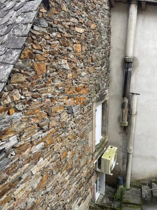 Maison de village - 152 m² - 8 pièces