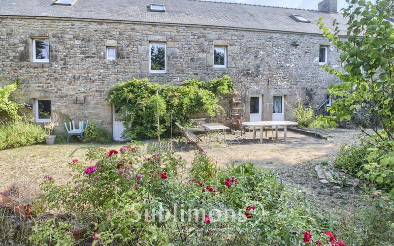 Maison ancienne - 236 m² - 8 pièces