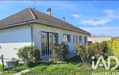 Maison - 141 m² - 6 pièces