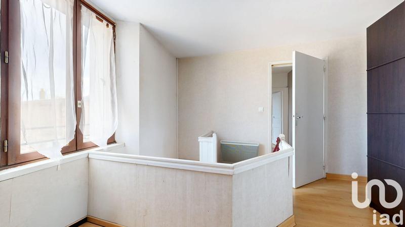 Maison - 203 m² - 8 pièces