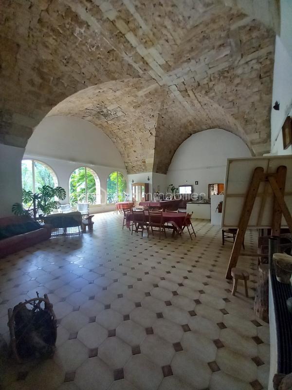 Propriété - 200 m² - 5 pièces