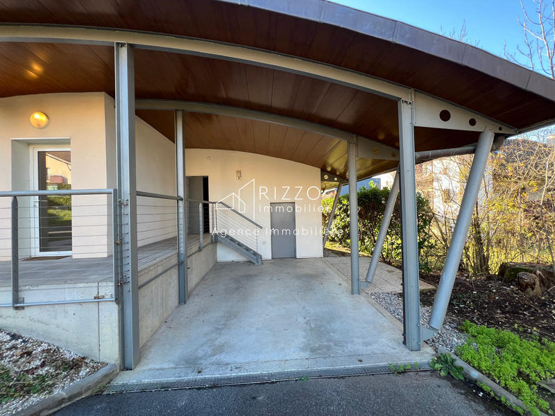 Maison - 144 m² - 5 pièces