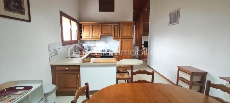 Maison - 183 m² - 7 pièces