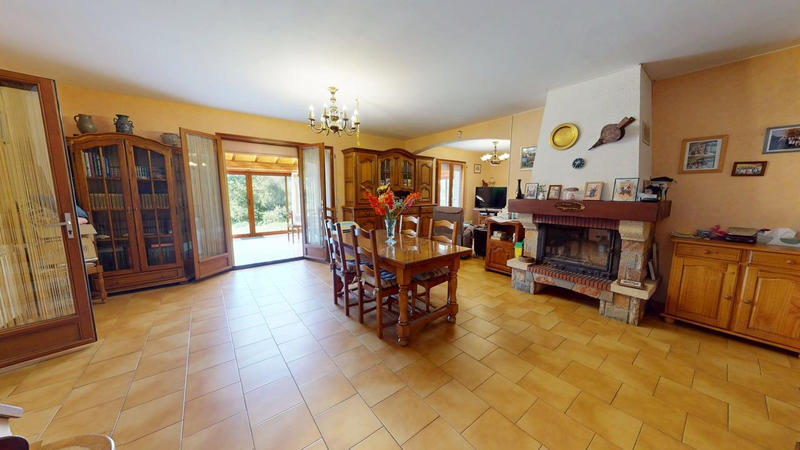 Maison - 172 m² - 7 pièces