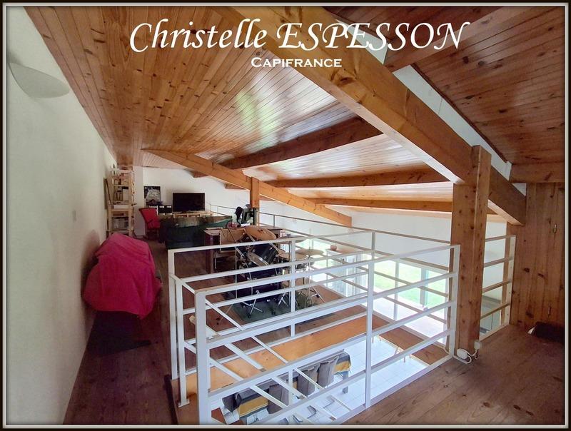 Maison - 180 m² - 7 pièces