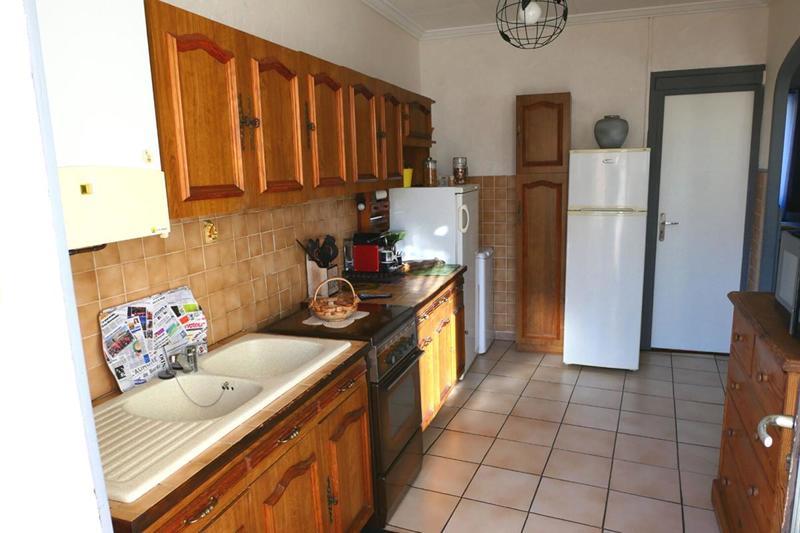 Maison - 170 m² - 9 pièces