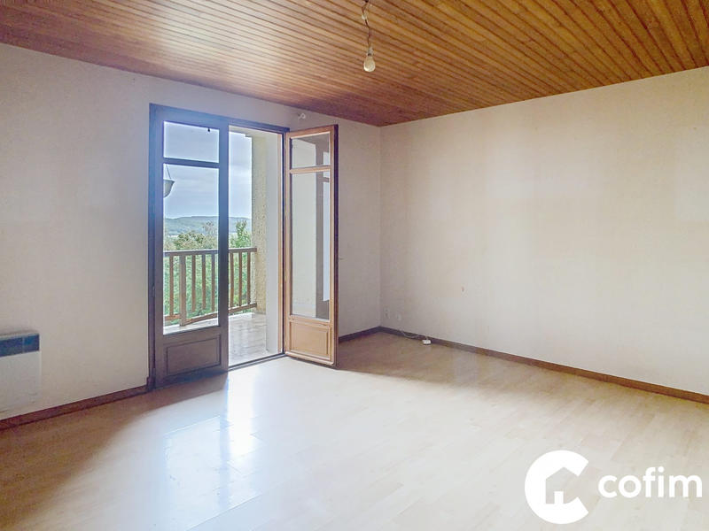 Maison traditionnelle - 176 m² - 7 pièces