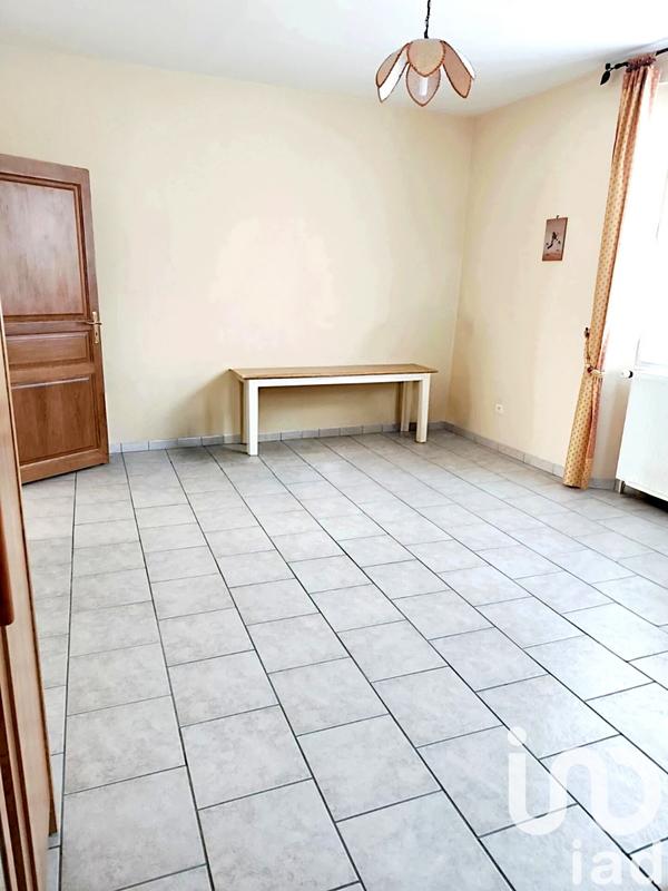 Maison - 240 m² - 8 pièces