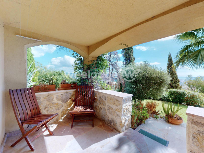 Villa - 142 m² - 5 pièces