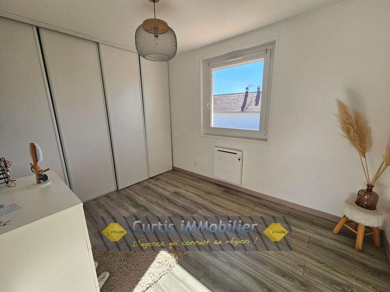 Maison - 92 m² - 4 pièces