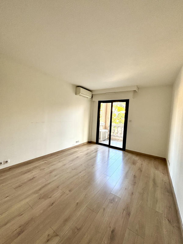 Appartement - 57 m² - 2 pièces