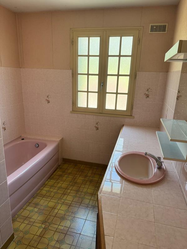 Maison traditionnelle - 123 m² - 6 pièces